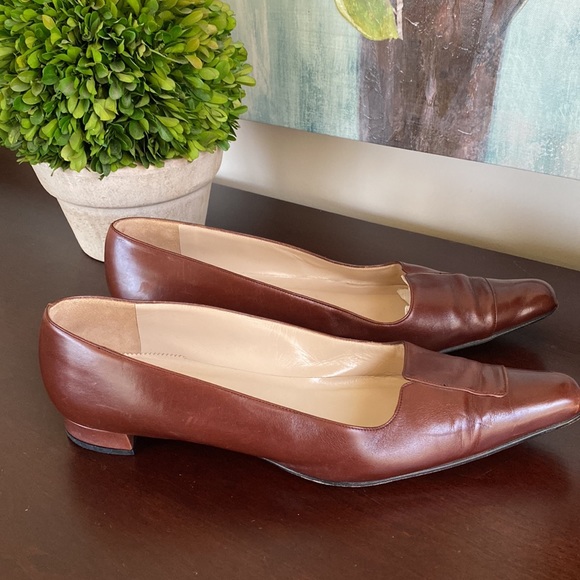 CHRISTIAN LOUBOUTIN ICONIC RED-SOLED POINTED TOE LOW HEEL PUMPS SIZE 41 🌟EUC🌟 - Picture 6 of 17